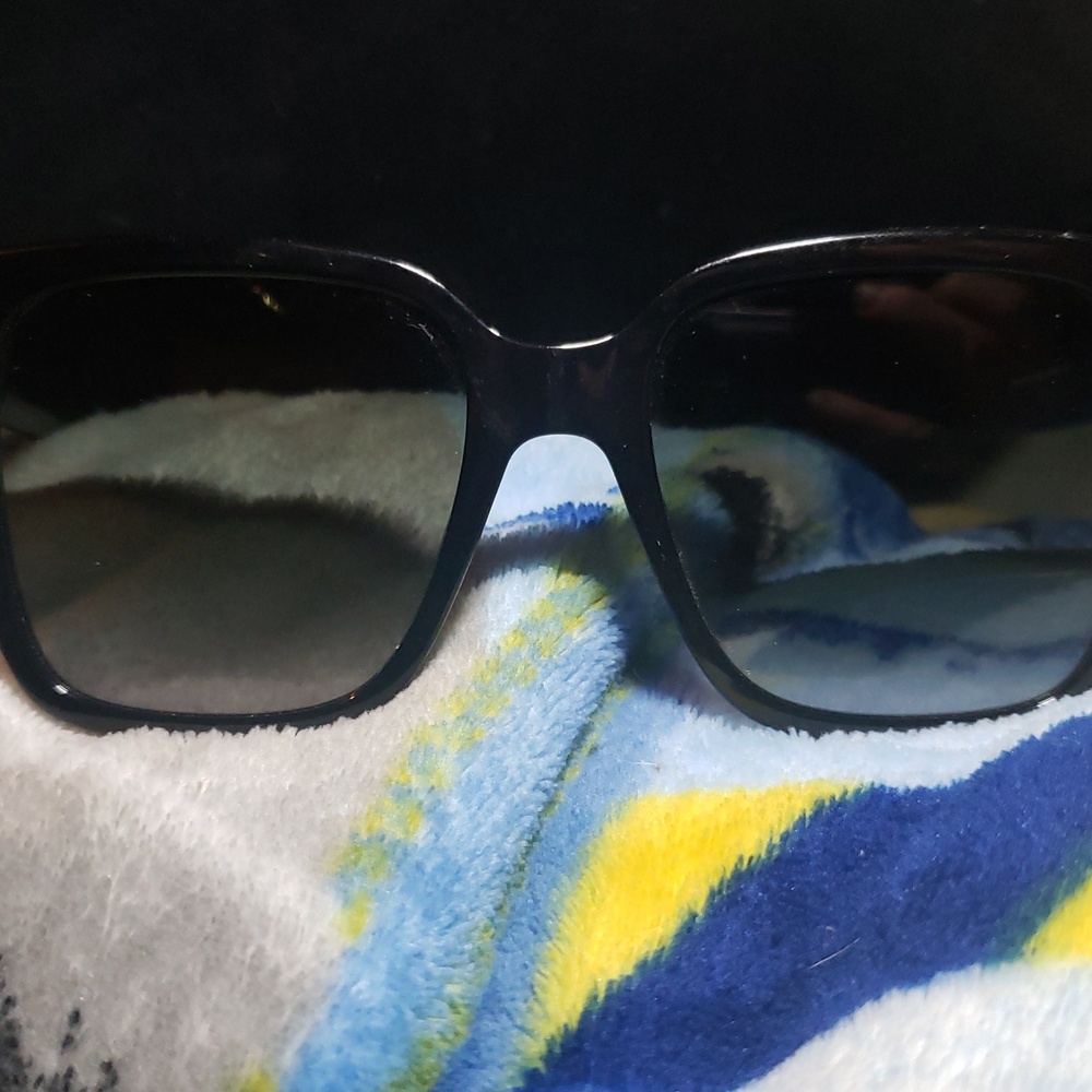 Stylish Black Givenchy Sunglasses. 50 dollar price drop!